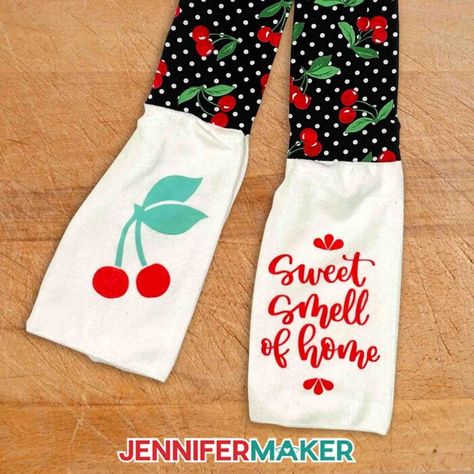 Kitchen boa scarf with black polka dot cherry fabric for the neck, Infusible Ink cherries on one towel end, and a brush script "sweet smell of home" on the other. Kitchen Boas Pattern Free, Kitchen Boa, Cherry Fabric, Jennifer Maker, Infusible Ink Transfer Sheets, Ink Crafts, Simple Sewing, Diy Scarf, Quick Diy