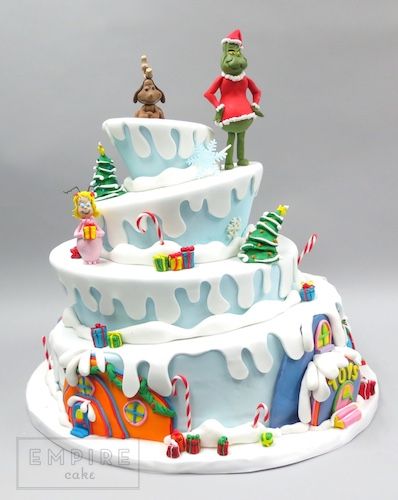 Grinch Recipes, Grinch Cake, Grinch Christmas Party, Realistic Cakes, Whoville Christmas, Grinch Party, Christmas Cake Designs, Grinch Christmas Decorations, 4th Birthday Cakes