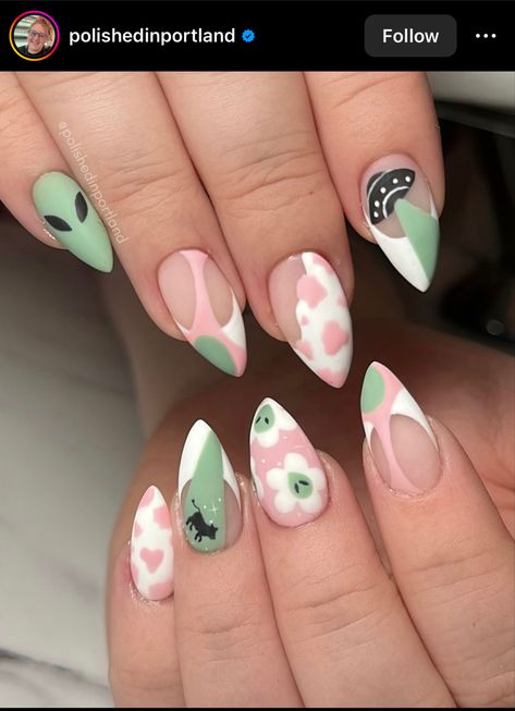 Green Color Block Nails, Grunge Spring Nails, Alternative Spring Nails, Cute Alien Nails, Luna Moth Nail Art, Earth Day Nails Design, Psychadelic Nails Acrylic, Mothman Nails, Earth Day Nails