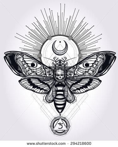 Saturn Sign, Moth Tattoo Design, Sun Tattoo Designs, Kunst Tattoos, Insect Tattoo, Hawk Moth, Sun Tattoos, Moth Tattoo, Bird Tattoo