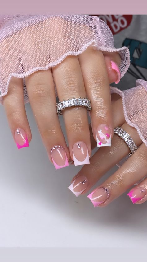 Cute Short Square Nails Valentines, Valentine’s Day French Tips Short, Shot Valentine Nails, Valentine Nails Short Acrylic, Short Valentines French Tip Nails, Short French Tip Acrylic Nails Valentines, Short French Valentines Nails, Short Birthday Nails Pink, Nails That Are Short