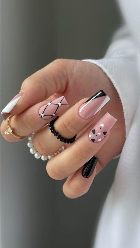 Basic Baddie Nails, Summer Vacation Nails, Wow Nails, Romantic Nails, Fancy Nails Designs, Baddie Nails, Simple Gel Nails, Dope Nail Designs, Cute Summer Nails