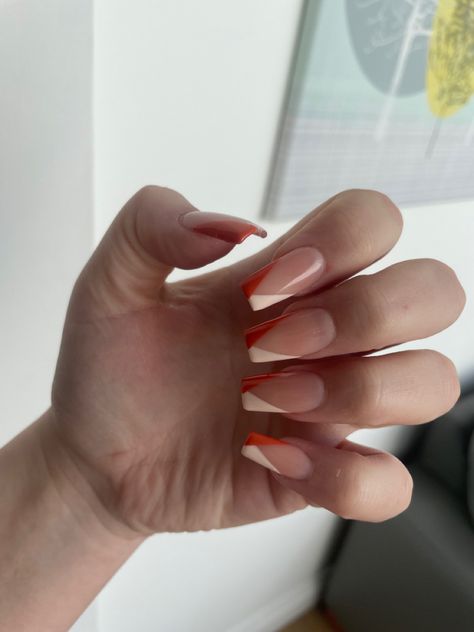 Burnt Orange Wedding Nails For Bride, Nails To Go With Burnt Orange Dress, Terracotta Nails Designs Wedding, Rust Nails Acrylic, Rust Wedding Nails, Fall Wedding Nails For Bride Burnt Orange, Burnt Orange Wedding Nails, Fall Themed Nails Simple, Burnt Orange French Tip Nails