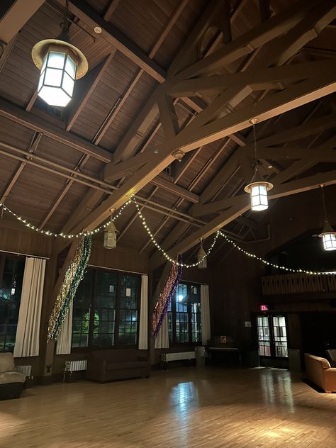 Reed college student Union balls aesthetic dark academia dead poets society the secret history Reed College Aesthetic, Reed College Portland Oregon, Balls Aesthetic, Reed College, Common App, Ball Aesthetic, Aesthetic Dark Academia, College Aesthetic, Dead Poets Society