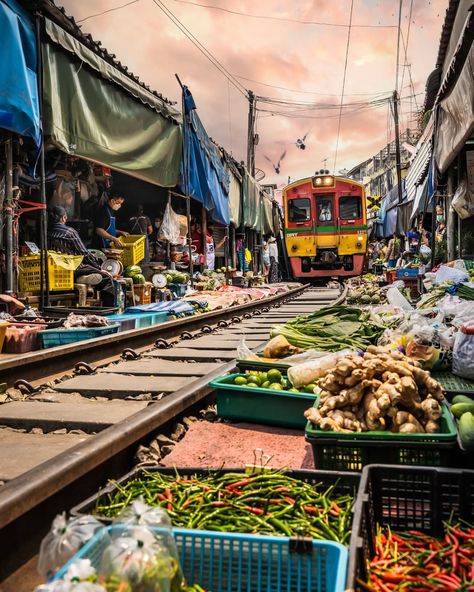 Bryan Goh | Photography (@_bryangraphy) posted on Instagram: “The famous Maeklong railway market... For those who wish to visit this market, 8.30am train will not be operational for now till further…” • Apr 20, 2022 at 12:00pm UTC Thai Market, Bangkok, Thailand, Portfolio, Train, Marketing, Photography, Travel, On Instagram