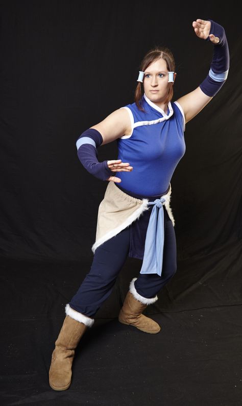 COSTUME NOTES: BOOK 2 KORRA Lok Korra, Korra Cosplay, Avatar Cosplay, Avatar Korra, Hen Do, Legend Of Korra, Hair Photo, Aang, Best Cosplay