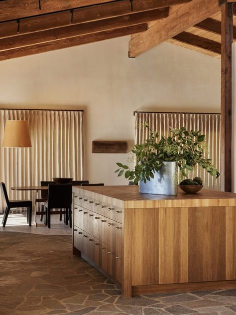 Flagstone Floor, Oversized Kitchen Island, Nicole Franzen, Dubai Houses, Santa Ynez Valley, Resort Living, Mexico Hotels, Santa Ynez, Linen Drapes