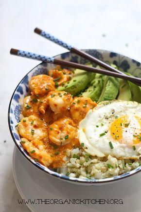 Shrimp Cauliflower Rice, Asian Cauliflower, Cauliflower Rice Bowl, Shrimp Cauliflower, Sambal Oelek, Organic Kitchen, Spicy Shrimp, Recipe 30, Paleo Whole 30