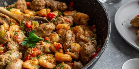 Keto Shrimp and Sausage Skillet - Ruled Me Shrimp And Sausage Skillet, Sausage Skillet, Skillet Shrimp, Shrimp And Sausage, Easy To Make Recipes, Keto Shrimp, Shrimp Sausage, Skillet Dinners, Skillet Meals