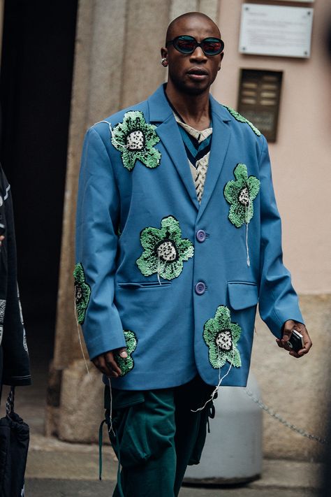 Fashion Week 2024, Mens Fashion Week, Looks Street Style, Looks Chic, Look Vintage, Fashion Week Street Style, Street Style Looks, Luxury Goods, Mens Street Style