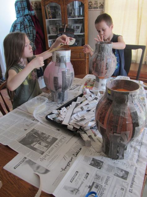 Ancient Greek Crafts For Kids, Ancient Civilizations Art, Greek Mythology Crafts, Ancient Greece Ks2, Ancient Greece Crafts, Ancient Greece Projects, Ancient Greece Activities, Greek Urn, Ancient Greece Art