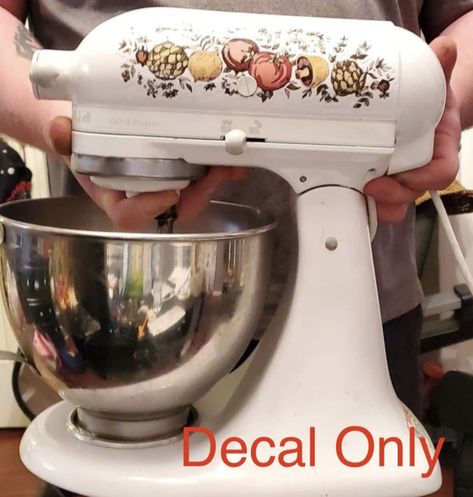 Mixer Vinyl, Kitchenaid Mixer, Star Decals, Kitchen Display, Kitchen Aid Mixer, Pyrex Vintage, Kitchen Aid, Pyrex, Vintage Kitchen