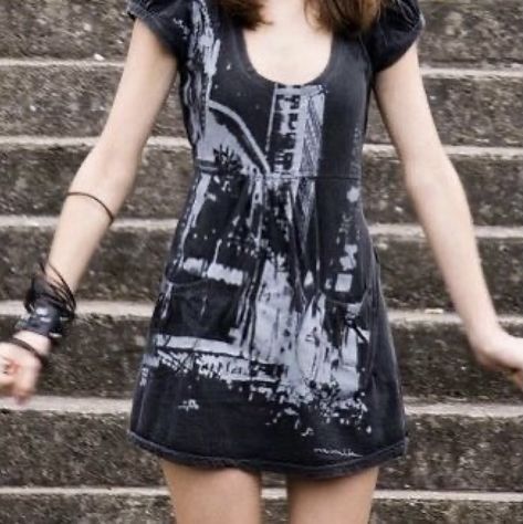 Effy Stonem Style, Outfits 2014, Effy Stonem, Top Azul, Skins Uk, Tumblr Outfits, Grunge Goth, 2000s Fashion, Up Girl