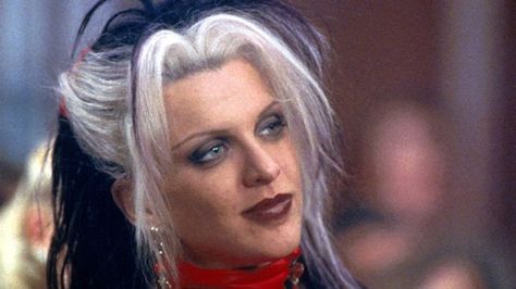 Courtney Love as Althea on the set of The People vs. Larry Flynt. The People Vs Larry Flynt, Larry Flynt, Courtney Love Hole, Kurt And Courtney, Frances Bean Cobain, Sid And Nancy, Courtney Love, Other Mothers, Movie Fashion