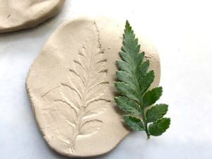 Nature Craft – Perfect for Earth Day Activity – Clay Imprints with Plants and Flowers Clay Imprints, Clay Impressions, Plants Kindergarten, Earth Day Activity, Earth Day Projects, Easter Arts And Crafts, Nature Craft, Earth Day Activities, Sand Crafts