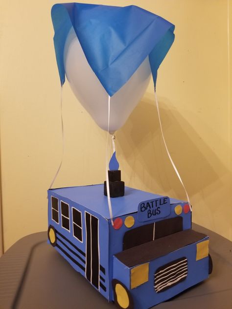 Battle Bus Valentines Boxes, Valentines Box Fortnite, Fortnite Battle Bus Valentines Boxes, Fortnite Valentine Box Ideas, Fortnite Valentines Boxes For Boys, Fortnite Valentines, Valentines Dyi, Fortnite Ideas, Wwe Party