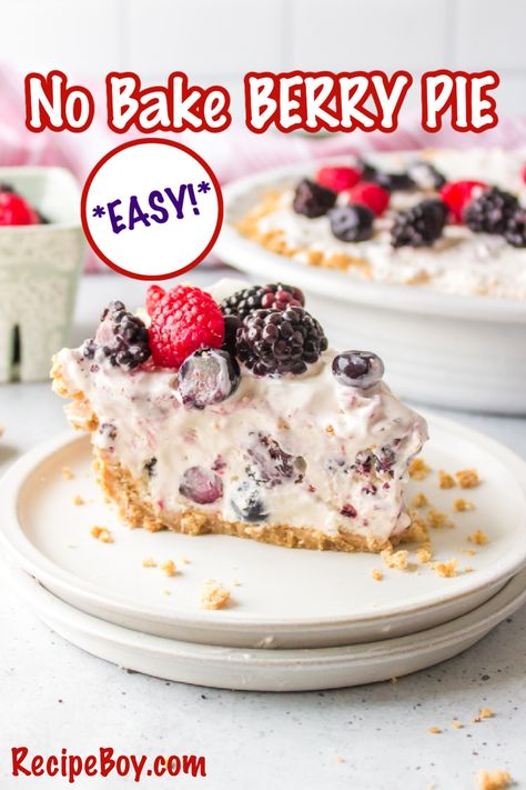 Berry Cool Whip Dessert, Berry Cream Pie Recipes, No Bake Cool Whip Pie, Easy Fruit Pie Recipes, Frozen Berry Pie Recipe, Pie Recipes No Bake, Easy No Bake Pies, Mixed Berry Pie Recipe, Fresh Berry Pie