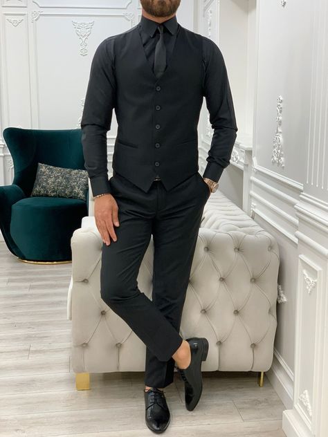 Black In Black Suit Men, All Black Suit For Wedding, Black Suit Black Shirt Men, All Black Mens Wedding Attire, Black Tux With Black Shirt, All Black Suits, Black Suit Black Shirt, Full Black Suit, Black Vest Outfit