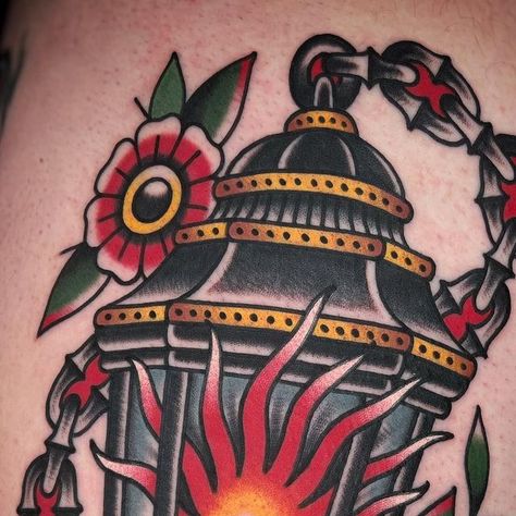 American Traditional Lantern, Traditional Lantern Tattoo, Alex Tattoo, Lantern Tattoo, Traditional Style Tattoo, Tattoo Practice, Traditional Lanterns, Traditional Tattoos, Inner Thigh