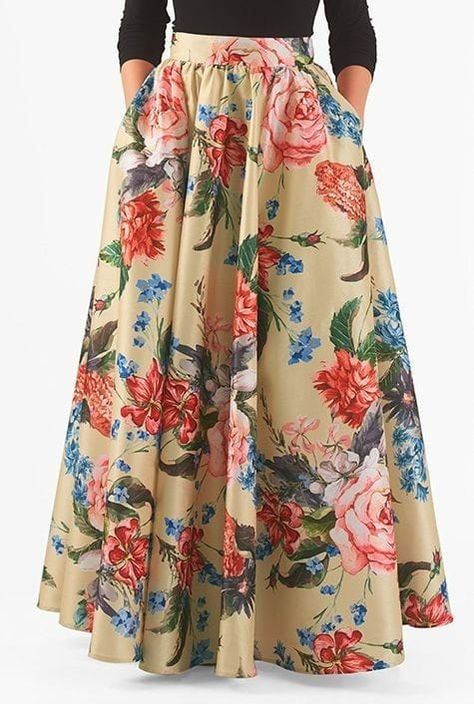 Vintage style skirt Floral Skirt Outfits, Long Floral Skirt, Skirt Diy, Design Skirt, Long Skirt Outfits, Evening Skirts, Fashion Muslim, Trendy Skirts, Outfits Spring