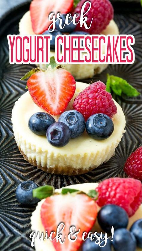 Greek Yogurt No Bake Cheesecake, Vanilla Greek Yogurt Recipes, Greek Yogurt And Cheesecake Pudding, Cheesecake Greek Yogurt Recipes, Mini Greek Yogurt Cheesecake, High Protein Cheesecake Greek Yogurt, Greek Yogurt Dessert, Greek Yogurt Cheesecake, Yogurt Cheesecake