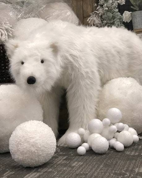 Polar Bear Christmas Tree Ideas, Bear Christmas Decorations, Holiday Warehouse, Polar Bear Christmas Tree, Polar Bear Christmas Decorations, Polar Bear Baby Shower, Bear Christmas Tree, Christmas Polar Bear, White Polar Bear