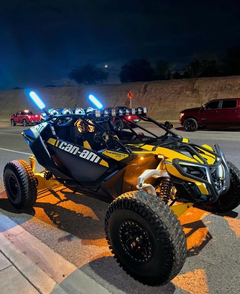 Atv Motor, Srt Jeep, Atv Four Wheelers, Homemade Go Kart, Can Am Maverick X3, Best Motorbike, Atv Car, Motocross Love, Four Wheeler