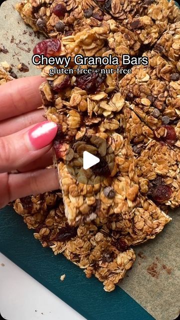 Snack Smoothie, Chewy Granola Bars, Granola Recipe Bars, Instagram Recipes, Homemade Granola Bars, Butter Honey, Granola Bar, Kids Treat, Rice Cereal