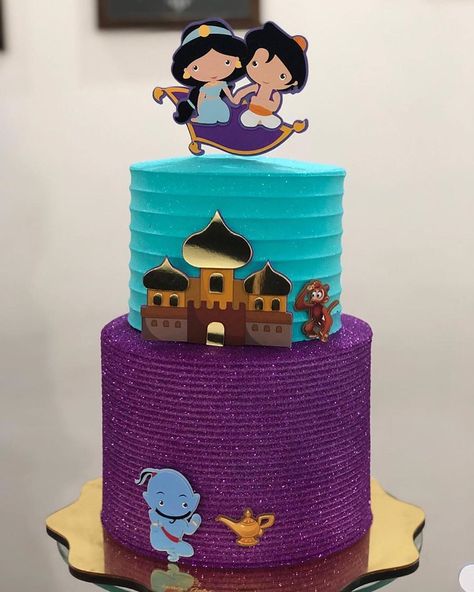 Aladim💜#bolosdecorados #bolocomscrap #bolodeandar #bolodemenina #boloaladim #bolojasmine #boloinfantil #bolosalvador #boloespatulado… Jasmine Birthday Cake, Beauty And The Beast Cake Birthdays, Princess Jasmine Cake, Jasmine Cake, Aladdin Cake, Aladdin Birthday Party, Princess Jasmine Birthday Party, Jasmine Party, Cake Designs For Kids