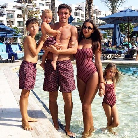 ¥~ Ayyyyye, its ya J ... Follow me for MORE great things. Love ya . Mommy And Me Swimwear, Swimsuits 2020, Mom And Daughter Matching, Mother Daughter Outfits, Hawaiian Outfit, Matching Swimwear, Mommy And Me Outfits, Cute Family, Matching Family Outfits