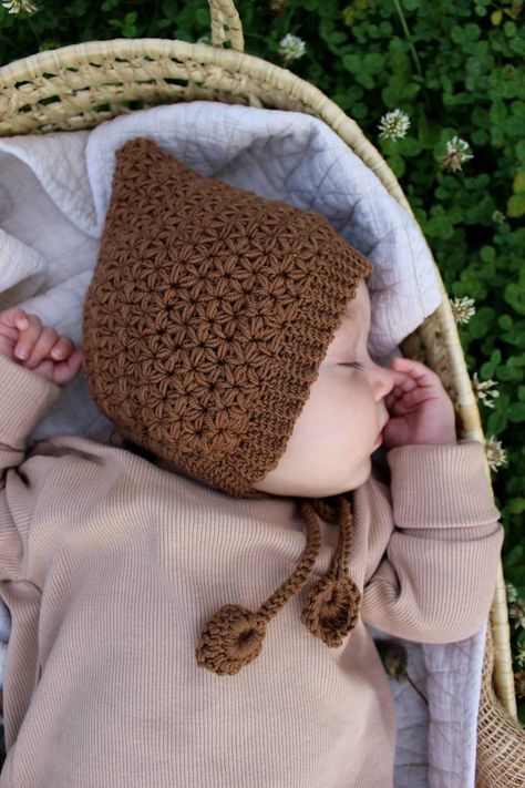 Pixie Bonnet Crochet, Bonnet Crochet Pattern, Baby Bonnet Crochet Pattern, Pixie Bonnet, Crochet Baby Bonnet, Hat Patterns Free, Handmade Baby Clothes, Bonnet Crochet, Crochet Baby Boy