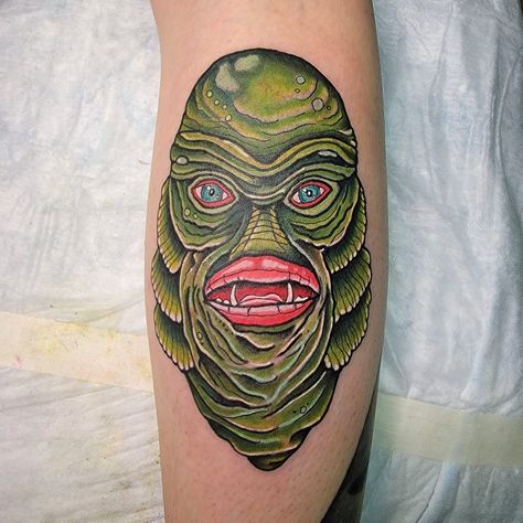 Creature From The Black Lagoon Tattoo, Black Lagoon Tattoo, Lagoon Tattoo, Physical Graffiti, Creature From The Black Lagoon, The Black Lagoon, Graffiti Tattoo, Woman Tattoo, Classic Horror Movies