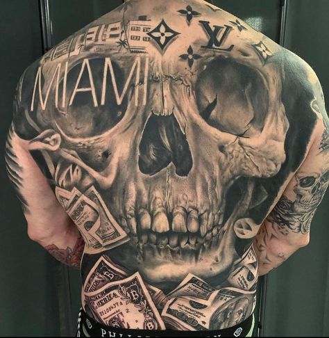 Full Back Skull Tattoo, Realistic Back Tattoo, Back Skull Tattoo, Full Back Tattoo For Men, Full Back Tattoos For Men, Skull Back Tattoo, Fullback Tattoo, Back Piece Tattoo Men, Rug Tattoo