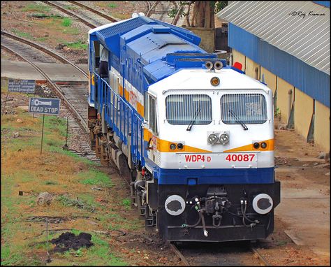 WDP4D 40087 | Flickr - Photo Sharing! Wdp4d Locomotive, Loco Pilot, Indian Railway Train, India Railway, Train Wallpaper, Train Photo, Trans Siberian Railway, Bollywood Theme, Download Hair