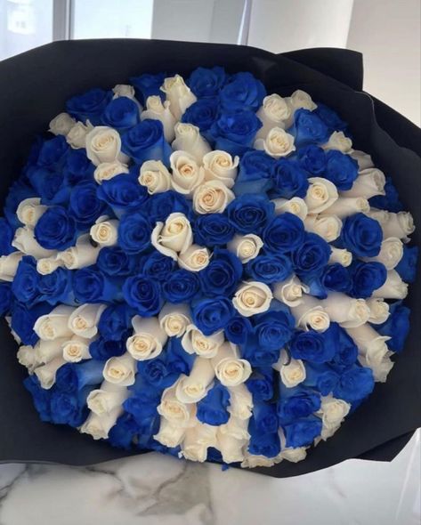 Royal Blue Bouquet, Ribbon Rose Bouquets, Roses Bouquet Gift, Ribbon Flowers Bouquet, Blue Flowers Bouquet, Flower Boquet, Diy Bouquet Wrap, Luxury Flower Bouquets, Flower Bouquet Diy