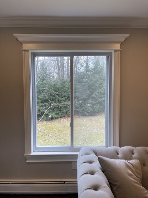 Trimmed Windows Interior, Molding Window, Window Sill Trim, Window Casings, Window Moulding, Diy Window Trim, Interior Window Trim, Fancy Bedroom, Wainscoting Styles