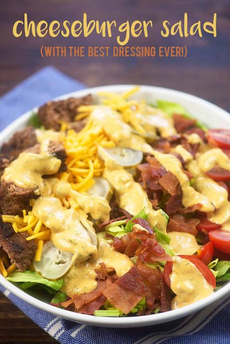 Cheeseburger Salad - you won't miss the bun in this low carb salad recipe. That burger dressing is TO DIE FOR!! #lowcarb #keto #salad #recipe Burger Dressing, Low Carb Cheeseburger, Cheeseburger Salad, Keto Favorites, Salad Recipes Low Carb, Keto Salads, Keto Salad, Super Salads, Low Carb Salad