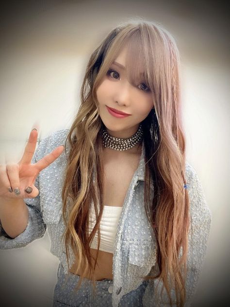 Kairi Sane, Female Wrestlers, Pro Wrestling, Asian Beauty, Wwe, The Conversation, Funny Gif, Wrestling, Log In