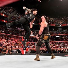 Roman Reigns Superman Punch, Superman Punch, Horror Movies List, Roman Reigns Shirtless, Roman Reigns Wwe Champion, Joe Anoaʻi, Wwe Superstar Roman Reigns, Braun Strowman, Jon Moxley