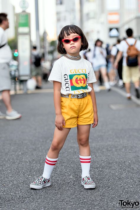 Coco Princess. 6 years old, elementary school student, parents own "Funtique Tokyo" vintage boutique, Japanese fashion icon, & (as of today) has 333k Instagram followers: https://www.instagram.com/coco_pinkprincess/ || VICE mini-documentary about her: https://video.vice.com/en_us/video/how-a-six-year-old-became-one-of-japans-instagram-icons/59236a0fb037e9f91517ae25 | 3 August 2017 | #Fashion #Harajuku (原宿) #Shibuya (渋谷) #Tokyo (東京) Gucci Vans, Hypebeast Fashion, Harajuku Fashion Street, Tokyo Street Fashion, Le Happy, Kids Photoshoot, Poses References, Tokyo Fashion, Japanese Street Fashion