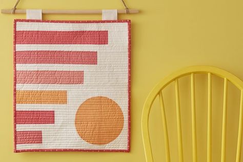 50 Sewing Projects for Beginners | Hobbycraft Diy Quilting Frame, Modern Machine Quilting, Quilted Wall Hangings Patterns, How To Make A Roman Blind, Diy Quilting, Hanging Quilts, Start Quilting, Quilting Frames, Jelly Rolls