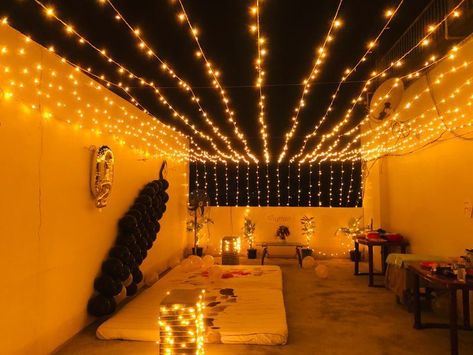 Terrace Sangeet Decor, Diwali Decorations At Terrace, Rooftop Sangeet Decor, Terrace Decoration Ideas For Party Night, Rooftop Decoration Ideas For Party, Diwali Terrace Decor, Terrace Dinner Decor, Terrace Party Decoration Night, Terrace Party Decoration Rooftops