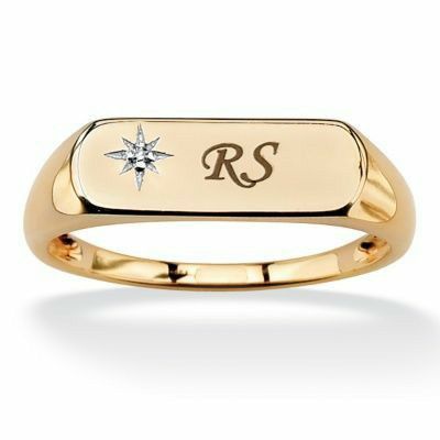 Signet Rings Women Gold, Gents Gold Ring, Latest Gold Ring Designs, Valentines Letter, Couple Ring Design, Gold Initial Ring, Locket Design, Signet Rings Women, Engagement Rings Couple