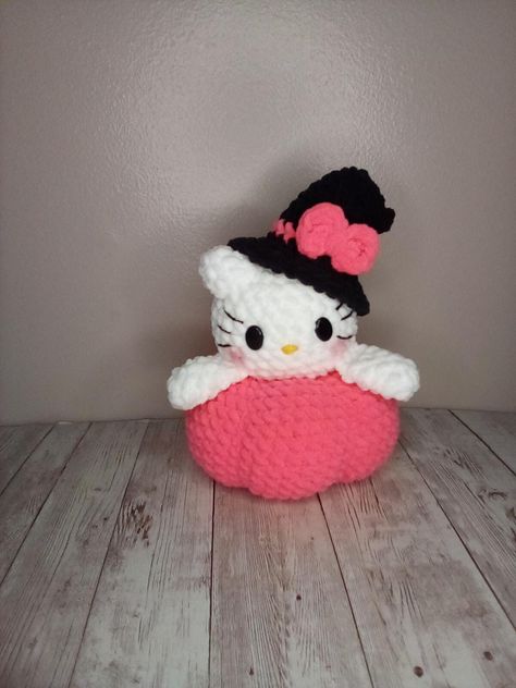 Pumpkin Kitty Witch is almost 7 inches tall.   Handmade by me, crochet plush.  Not recommended for children ages 3 and under. Pumpkin Kitty, Stuff Animals, Crochet Halloween, Crochet Plush, Pink Pumpkin, Hello Kitty Halloween, Crochet Clothing And Accessories, Really Cute Nails, Fun Crochet