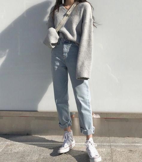 pinterest | izzymorris1 Korean Soft Girl Outfit, Ootd Retro, Fesyen Islam, Twins Fashion, Mode Swag, Pakaian Feminin, Korean Casual Outfits, Mode Kpop, Korean Girl Fashion