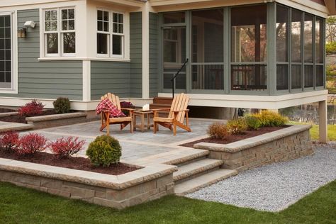 Concrete Paver Patio and Block Walls | Winco Landscape | Flickr Backyard Fireplace Patio, Concrete Paver Patio, Patio Stone, Small Outdoor Patios, Raised Patio, Patio Layout, Stone Ideas, Patio Steps, Concrete Patio Designs