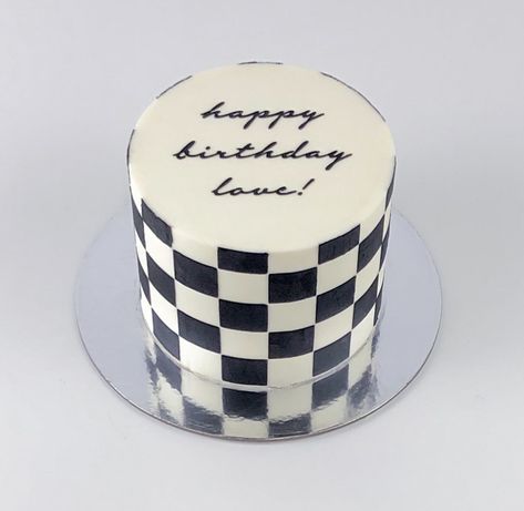 Checkered Cake Design, Bad Two The Bone Cake, Checkered Birthday Cake, Bf Bday, F1 Party, Checkered Cake, Racing Birthday, Birthday Decorations Kids, 14th Birthday