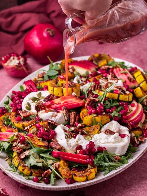 Pomegranate Recipes Healthy, Pomegrante Salad, Pomegranate Vinaigrette Dressing, Pomegranate Salad Dressing, Salad Pomegranate, Pomegranate Salsa, Pomegranate Dressing, Pomegranate Vinaigrette, Pomegranate Recipes