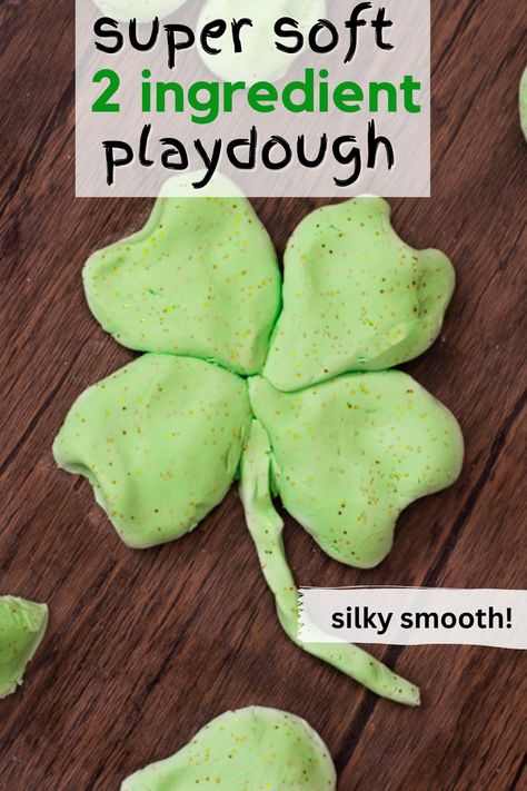 DIY 2 Ingredient Playdough (No Bake Recipe) - With hair conditioner as a secret ingredient, this recipe shows you how to make homemade playdough that is super soft and silky. With no flour, no cream of tartar, and no cooking, you can whip this up in minutes. Add food coloring and glitter to make your activities even more fun! Playdough No Cook, 2 Ingredient Playdough, Conditioner Playdough, Snow Dough, No Bake Recipe, Gold Sprinkles, Cloud Dough, Toxic Foods, No Cook