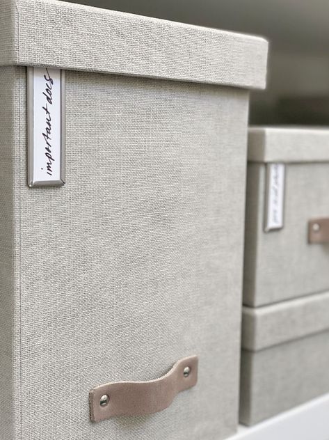 Storage For Important Documents, Where To Store Important Documents At Home, Cute Filing System, Home Folder Organization, Documents Organization Ideas, Document Organization Ideas, Important Documents Storage, Important Documents Organization Ideas, Important Paper Organization